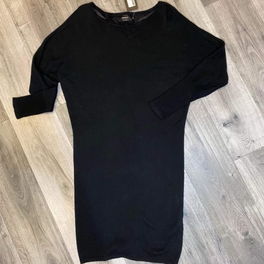 NWT, Silver Icing (ONLY) dress size Small Black.